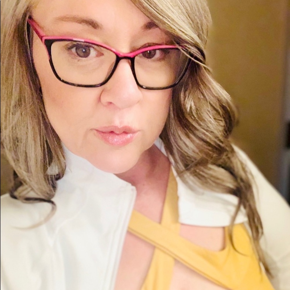 Meet your Posher, Stephani